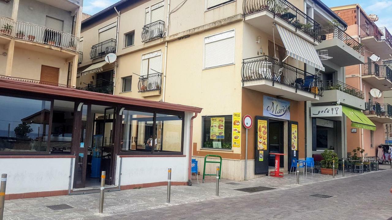 Casa Del Sole Apartment Letojanni Exterior photo